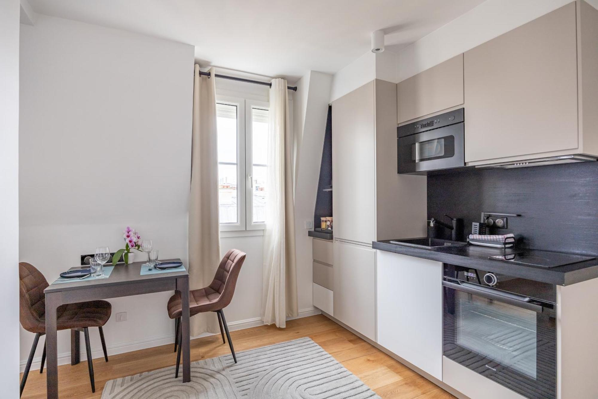 Ferienwohnung Luxurious Flat In The Center Paris Exterior foto